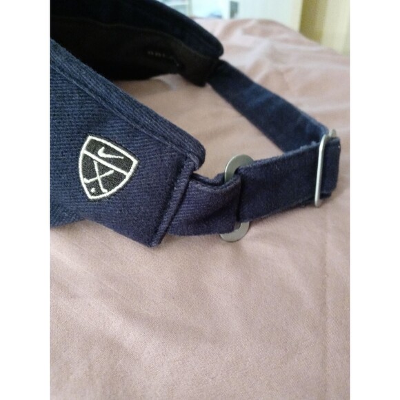 Nike Golf Visor Hat Navy Blue Adjustable Cap - Denim Look, Lightweight & Stylish - Picture 2 of 6